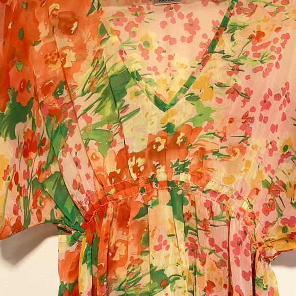 floral beach coverup - Picture 2 of 3